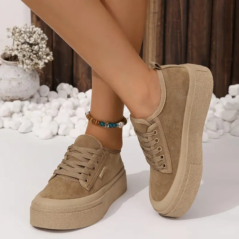 Baskets Tendance Femme – Chaussures Basses à Lacets, Confort en Tissu & Semelle Durable pour un Style Sportif Toutes Saisons