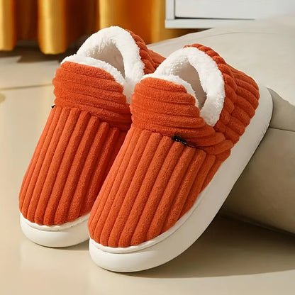 Chaussons Douillets en Peluche – Chaleur, Confort & Semelle Antidérapante